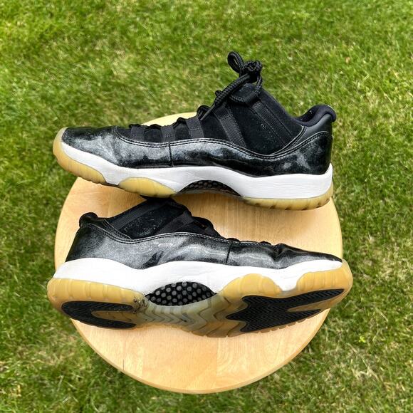 Nike Air Jordan 11 Retro Low Barons Men\'s Sneakers - Size 8 - Ships Now main image 4